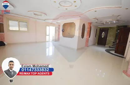 Duplex - 4 Bedrooms - 2 Bathrooms for rent in Mostafa Kamel St. - Smouha - Hay Sharq - Alexandria