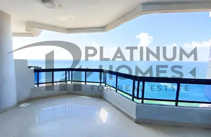 Apartment - 3 Bedrooms - 3 Bathrooms for sale in Al Geish Road - Cleopatra - Hay Sharq - Alexandria