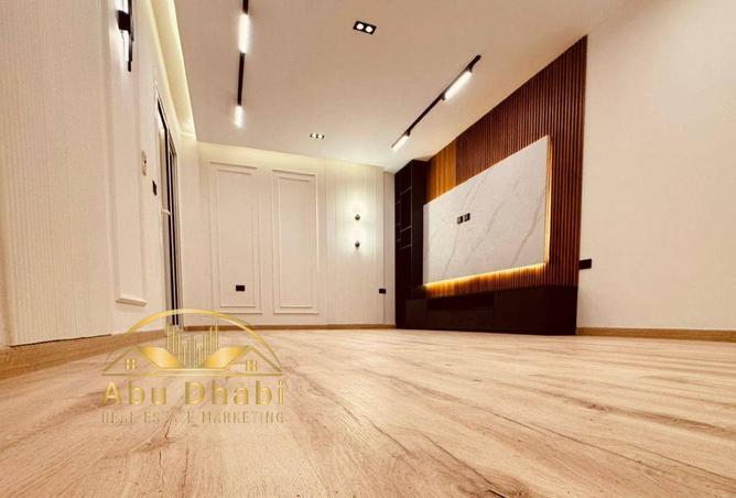7934256 - Property Main Image
