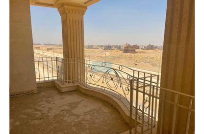 Apartment - 3 Bedrooms - 2 Bathrooms for sale in Bait Alwatan - The 5th Settlement - New Cairo City - Cairo