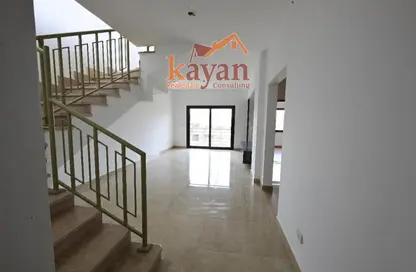 (بنتهاوس  (روف - 3 غرف نوم - 3 حمامات للايجار في مون ريزيدنس - فيفث سكوير - التجمع الخامس - مدينة القاهرة الجديدة - القاهرة