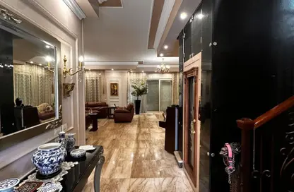 فيلا - 4 غرف نوم - 4 حمامات للبيع في جييرا - الحي الثالث عشر - الشيخ زايد - الجيزة