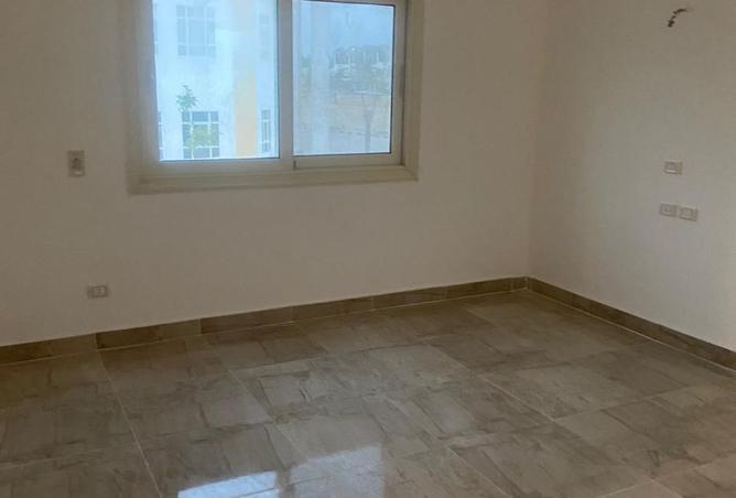 8289911 - Property Image 2