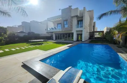 Villa - 4 Bedrooms - 6 Bathrooms for sale in Cleopatra Square - 26th of July Corridor - 6 October City - Giza