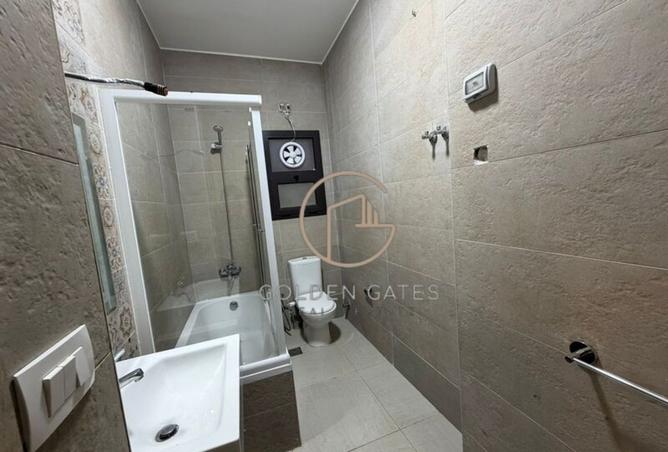 8403776 - Property Image 3