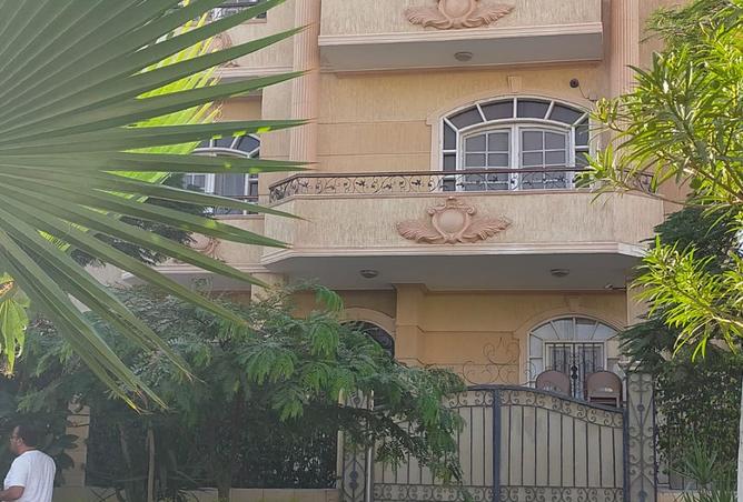 8055857 - Property Image 2
