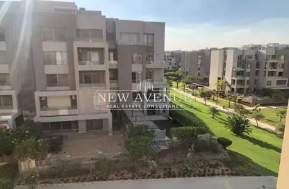 شقة - 2 غرف نوم - 2 حمامات للبيع في كمبوند فيلدج جاردن القطامية - كمبوندات التجمع الخامس - التجمع الخامس - مدينة القاهرة الجديدة - القاهرة