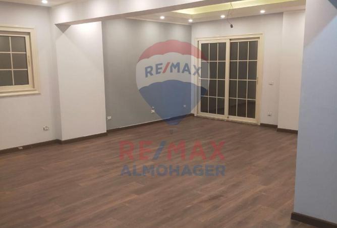 8317376 - Property Image 3