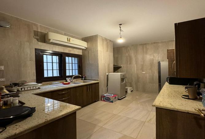 8136331 - Property Image 2