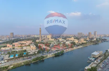 Apartment - 5 Bedrooms - 6 Bathrooms for sale in Al Dokki St. - Dokki - Giza