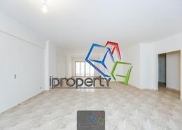 Office Space - 2 bathrooms for للايجار in Omar Lotfy St.   Mahatet Al Raml Square - Raml Station - Hay Wasat - Alexandria
