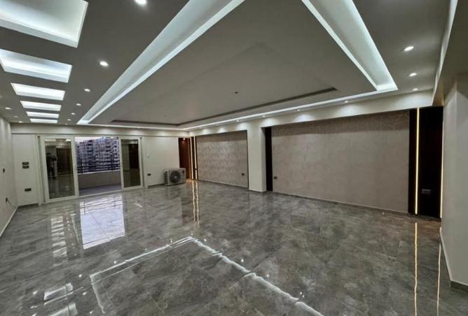 8135734 - Property Main Image