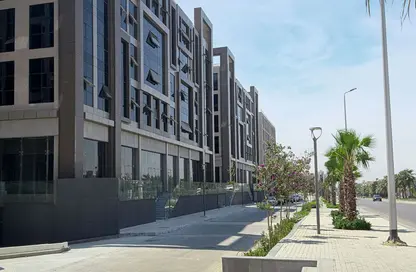 Office Space - Studio - 1 Bathroom for sale in Aljazi Marriott Residences - Mohamed Naguib Axis - North Investors Area - New Cairo City - Cairo Office Space - Studio - 1 Bathroom for sale in Aljazi Marriott Residences - Mohamed Naguib Axis - North Investors Area - New Cairo City - Cairo
