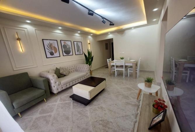7989849 - Property Image 2