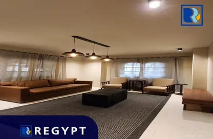 Apartment - 2 Bedrooms - 2 Bathrooms for sale in Degla Square - Degla - Hay El Maadi - Cairo