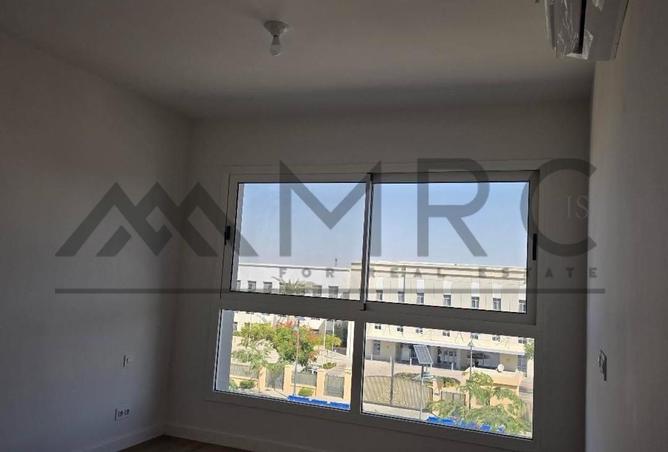 8123943 - Property Image 2