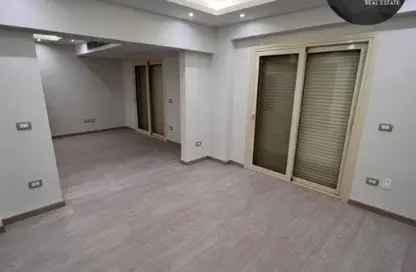 شقة - 2 غرف نوم - 2 حمامات للايجار في حدائق المهندسين - الحي الرابع - الشيخ زايد - الجيزة