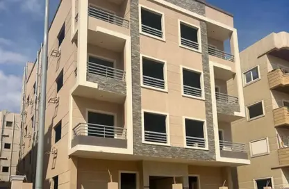Apartment - 3 Bedrooms - 2 Bathrooms for sale in Al Andalus District - New Cairo City - Cairo