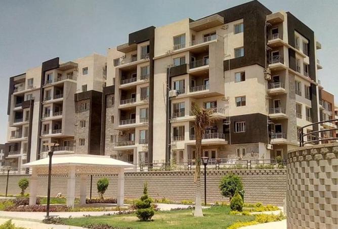 8176763 - Property Image 2