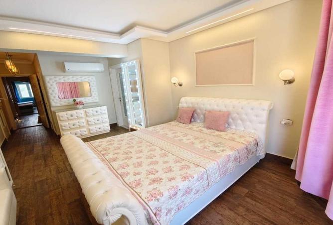 7921909 - Property Image 2