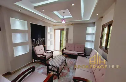 شقة - 3 غرف نوم - 2 حمامات للايجار في شارع ناجي عيسى الطحاوي - المنطقة العاشرة - مدينة نصر - القاهرة