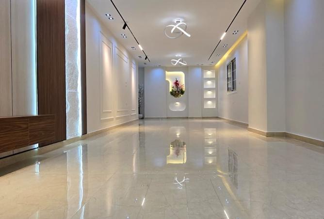 8364453 - Property Image 2