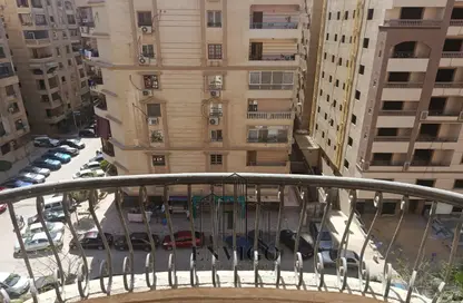 شقة - 3 غرف نوم - 2 حمامات للبيع في شارع رقم 8 - مدينة الواحة - مدينة الواحة - الحي العاشر - مدينة نصر - القاهرة