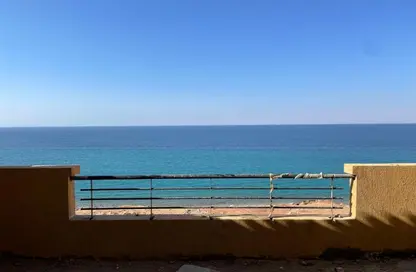منزل مزدوج - 3 غرف نوم - 3 حمامات للبيع في تلال السخنة - العين السخنة - السويس
