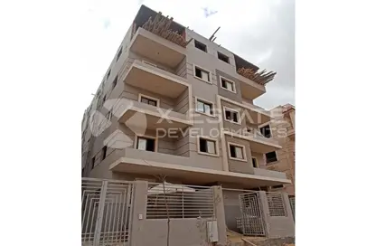 Roof - 3 Bedrooms - 3 Bathrooms for sale in Al Andalus District - New Cairo City - Cairo