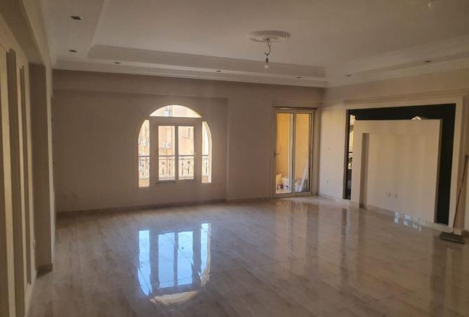 8406488 - Property Image 2