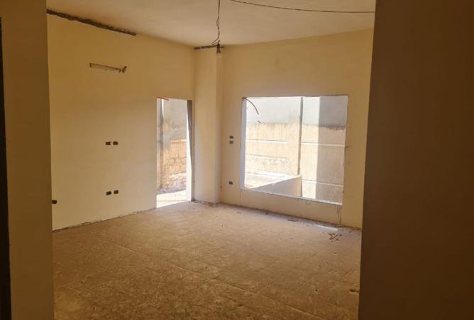 8123360 - Property Image 2