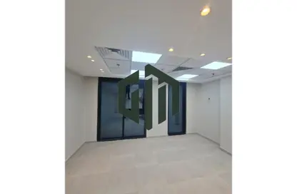 Office Space - Studio - 1 Bathroom for rent in Hyde Park - 5th Settlement Compounds - The 5th Settlement - New Cairo City - Cairo