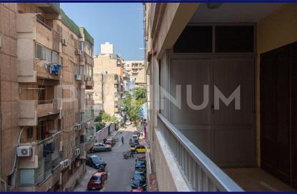Apartment - 3 Bedrooms - 2 Bathrooms for sale in Shaarawy St. - Laurent - Hay Sharq - Alexandria