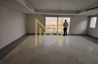 دوبلكس - 3 غرف نوم - 4 حمامات للايجار في نيو جيزة - طريق مصر اسكندرية الصحراوي - مدينة 6 أكتوبر - الجيزة