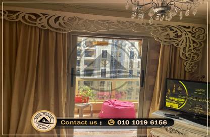 Apartment - 3 Bedrooms - 1 Bathroom for rent in Green Plaza St. - Smouha - Hay Sharq - Alexandria