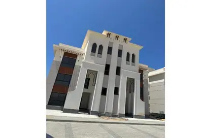 فيلا - 4 غرف نوم - 4 حمامات للبيع في جايا - راس الحكمة - الساحل الشمالي