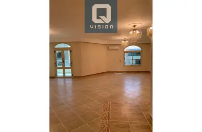Apartment - 4 Bedrooms - 3 Bathrooms for sale in Street 199 - Degla - Hay El Maadi - Cairo