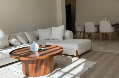 Apartment - 2 Bedrooms - 2 Bathrooms for rent in Westown - Sheikh Zayed Compounds - Sheikh Zayed City - Giza