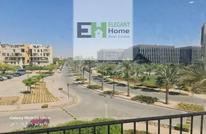 Apartment - 3 Bedrooms - 3 Bathrooms for sale in Eastown - 5th Settlement Compounds - The 5th Settlement - New Cairo City - Cairo