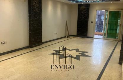 Apartment - 3 Bedrooms - 2 Bathrooms for sale in Abd Al Aziz Talaat St. - 6th Zone - Nasr City - Cairo