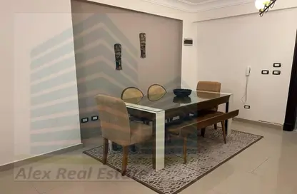 Apartment - 3 Bedrooms - 3 Bathrooms for rent in Al Safa St. - Smouha - Hay Sharq - Alexandria