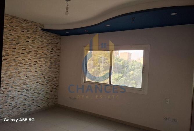 8043865 - Property Image 3
