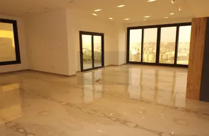 شقة - 3 غرف نوم - 3 حمامات للايجار في امتداد غرب جولف - كمبوندات القطامية - القطامية - مدينة القاهرة الجديدة - القاهرة