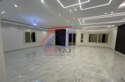 Apartment - 4 Bedrooms - 2 Bathrooms for sale in Ibn Al Nafis St. - 6th Zone - Nasr City - Cairo