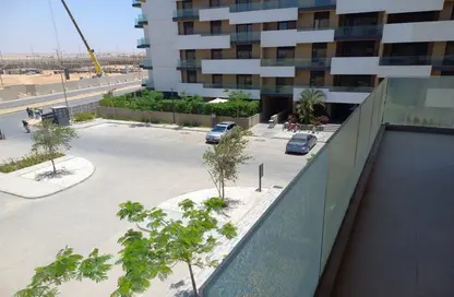 شقة - 2 غرف نوم - 2 حمامات للبيع في كمبوند البروج - كمبوندات الشروق - مدينة الشروق - القاهرة