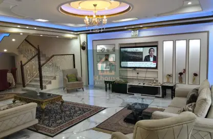 أي فيلا - 6 غرف نوم - 5 حمامات للبيع في امتداد الرحاب - الرحاب - مدينة القاهرة الجديدة - القاهرة