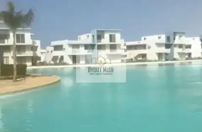 شاليه - 3 غرف نوم - 2 حمامات للبيع في فوكا باي - قسم مرسي مطروح - الساحل الشمالي