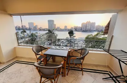 شقة - 3 غرف نوم - 3 حمامات للايجار في حي المنيل - القاهرة