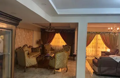 Duplex - 5 Bedrooms - 4 Bathrooms for sale in East The Academy - New Cairo City - Cairo