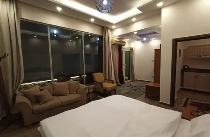 شقة - 3 غرف نوم - 1 حمام للايجار في المنطقة ز - حى جنوب الاكايمية - مدينة القاهرة الجديدة - القاهرة